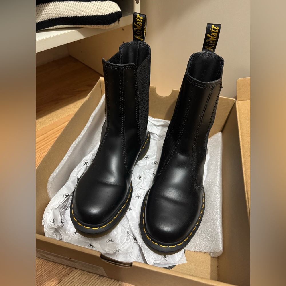 2976 HI SMOOTH LEATHER CHELSEA BOOTS